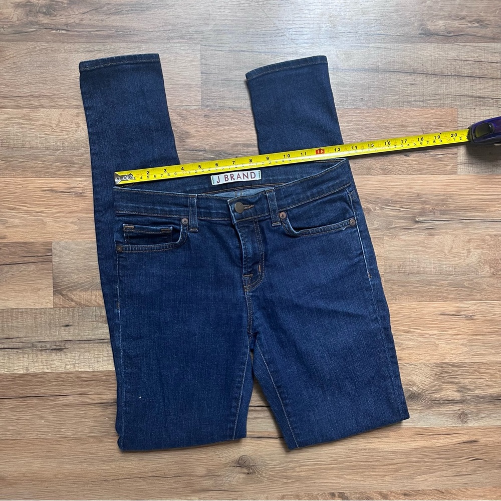| J Brand | Skinny Leg Jean Size 25